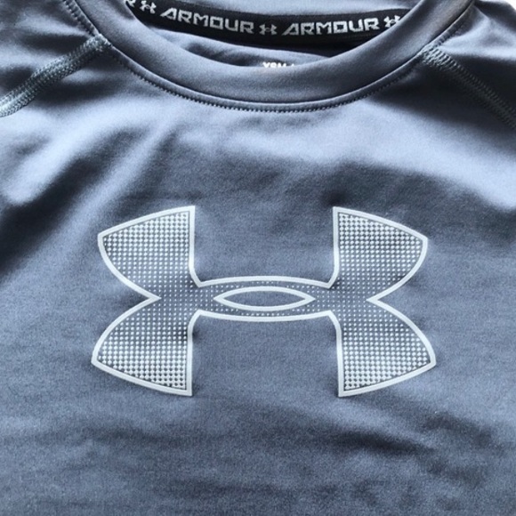 Under Armour Heatgear Technology Workout Shirt - Picture 2 of 10